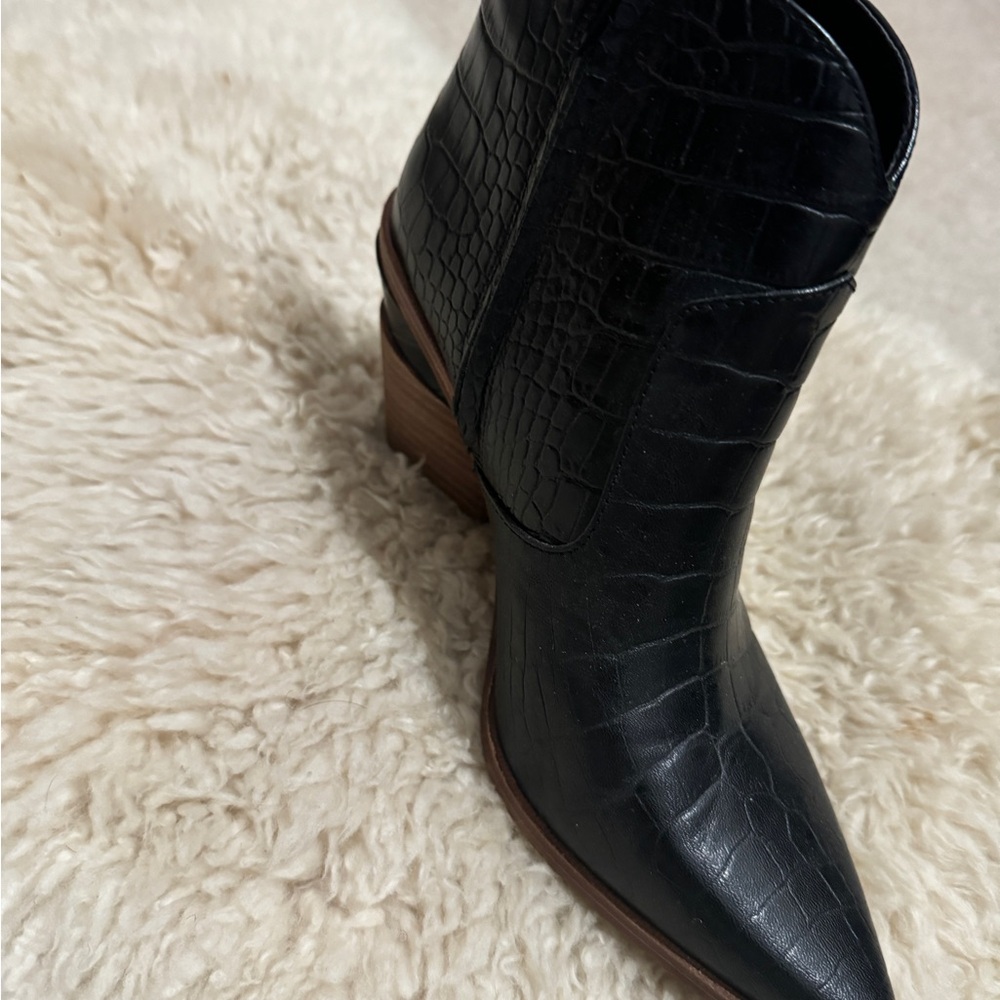 Gianni Bini Crocodile Booties - Picture 3 of 5